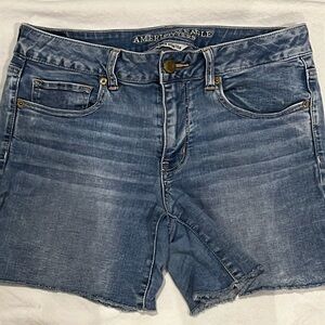 American Eagle Outfitters Blue Jeans Classic Denim Size:12 Super Stretch Midi